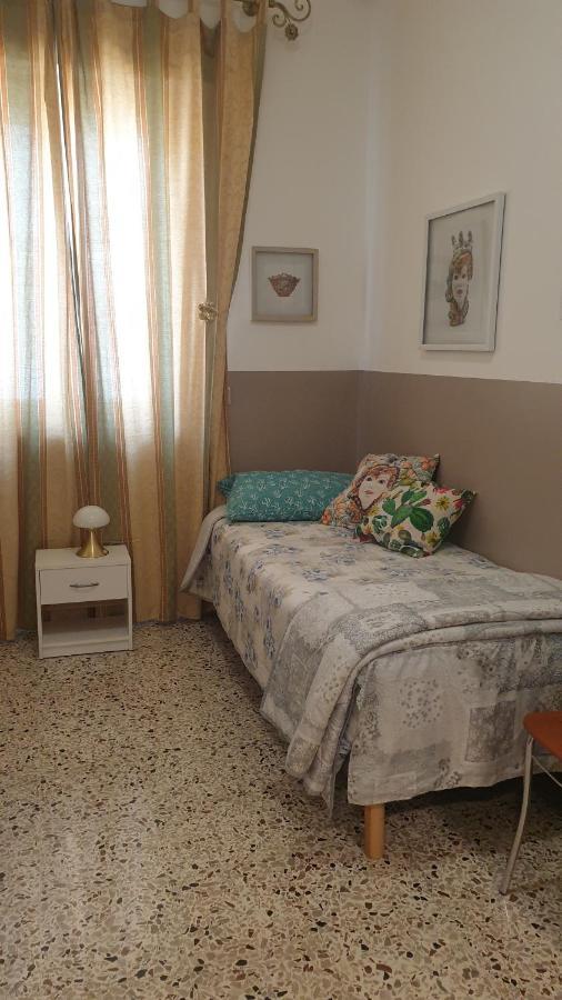 I Mori In Campidoglio Affitta Camere Sant'Agata di Militello Ngoại thất bức ảnh